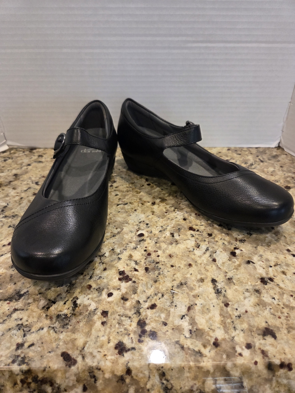 Dansko Fawna Black Milled Nappa Leather Women's Shoes Size 40 (9.5 US) Mary Jane